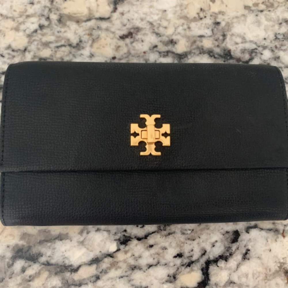 Tory Burch Kira Envelope Continental Wallet (NEW)